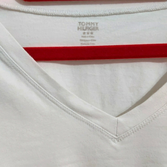 Tommy Hilfiger top - Picture 2 of 3